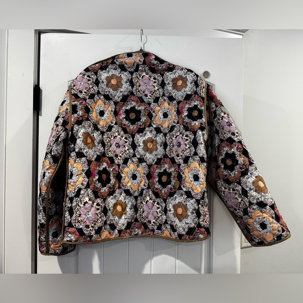 Quilted Floral Patchwork Jacket with Removable Sl… - image 4
